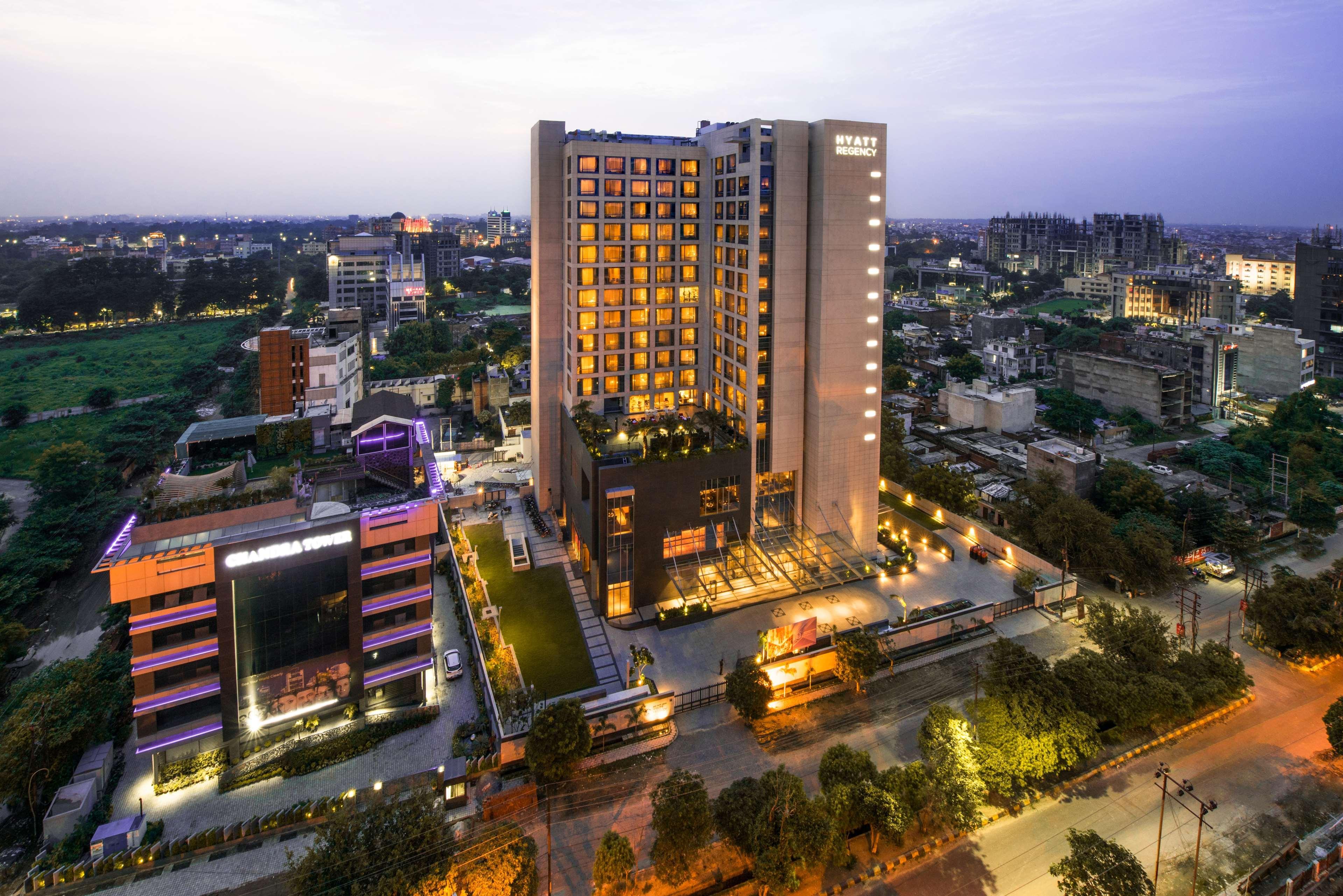 Hyatt Regency Lucknow Gomti Nagar Hotel Exterior foto The Park, New Delhi