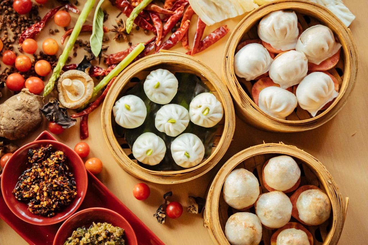 Hyatt Regency Lucknow Gomti Nagar Hotel Exterior foto Dim sum